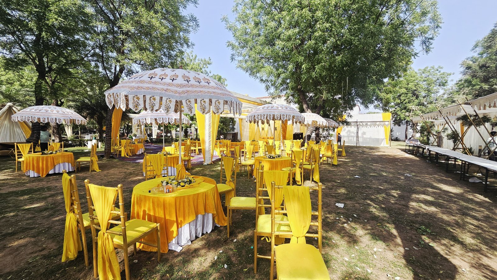 Daytime seating setup