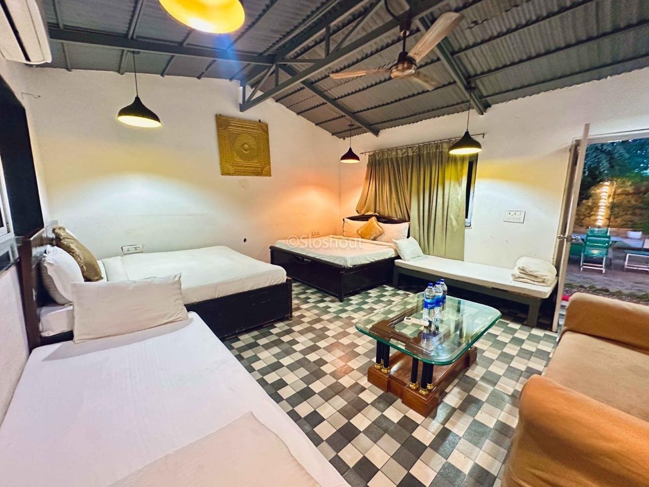 Family suite room